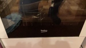 После отключения электричества пищит и мигает дисплей кнопки нереагируют Beko MCSE 58302 GW