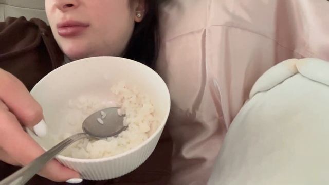 VLOG // Я заболела / Ужинали в лучшем ресторане Марбельи / Как проходят будни в Испании смотреть онлайн