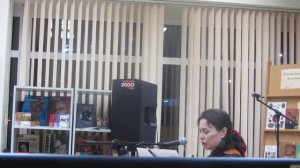 MVI 1400. Лора Скроба -  "Я уеду скоро, скоро..." (Яна Симон).