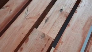 Стропила. Два запила под коньковый прогон и опорную систему.