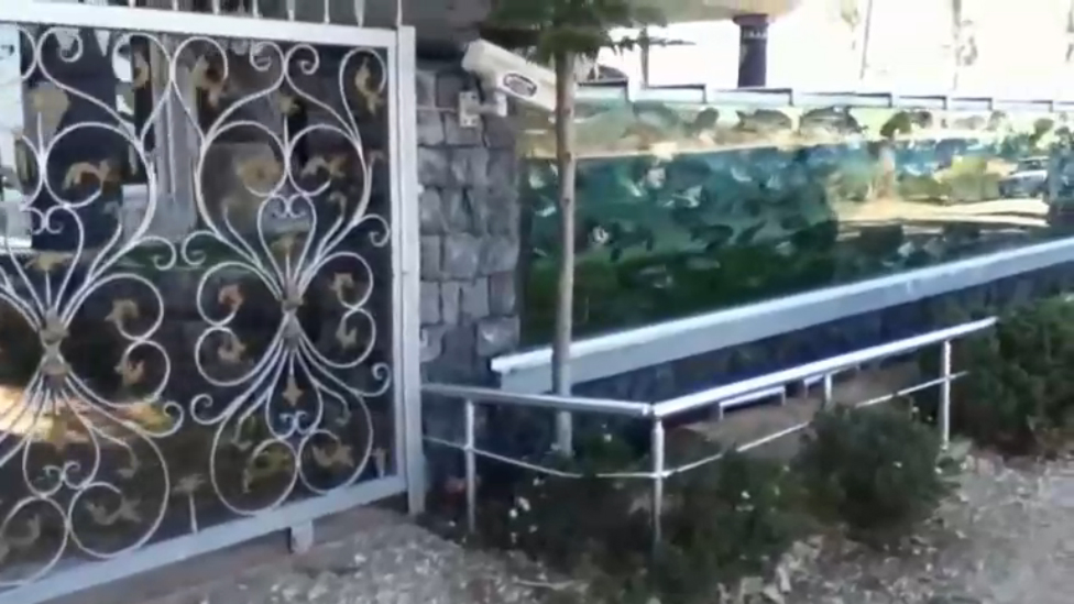 Забор аквариум в турции Забор аквариум в турции