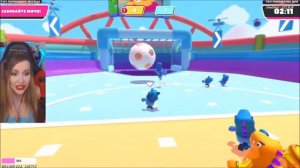 Svetlana Sh1ne играет в Fall Guys