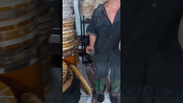 Шаманский бубен 60 см. Пример звучания с ворсом и без. смотреть онлайн