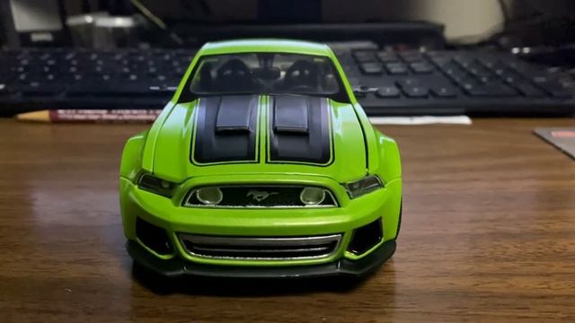 1:24 Maisto Custom 2014 Street Racer Mustang смотреть онлайн