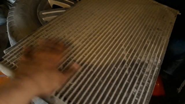 Видео про текущий ремонт Ford Focus 1. Как менять масло. Ремонт системы охлаждения. смотреть онлайн