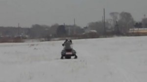 Снегоход РЫСЬ с четырехтактным двигателем.