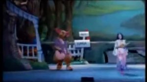 Шоу Disney «Медвежонок Винни и его друзья»