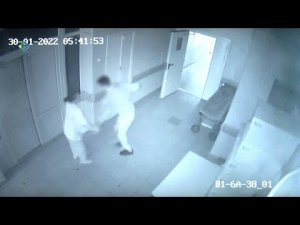 В Эжвинской больнице на врача напал буйный пациент