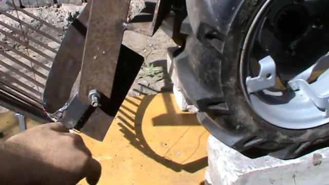 Грохотная картофелекопалка к мотоблоку своими руками / A potato-thrower to a motoblock смотреть онлайн