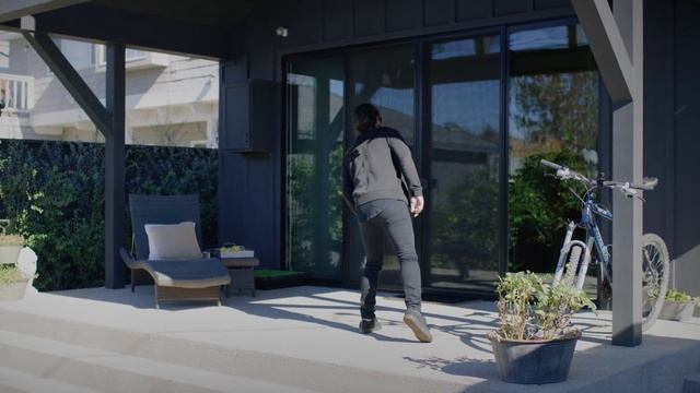 Vivint Outdoor Camera Pro - HD Surveillance Camera with Lurker Detection смотреть онлайн