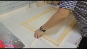 Печать на холсте.