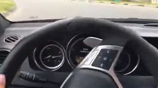 C 63 AMG смотреть онлайн