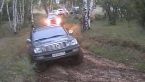 Жесть - мотор в заднем бампере. Subaru Sambar Off-road