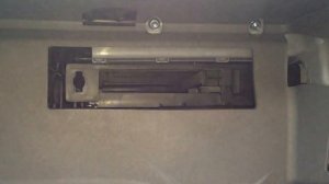 Замена салонного фильтра Grand Starex за полторы минуты.