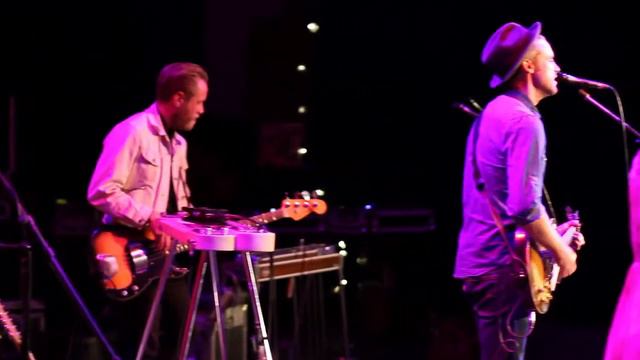 A Beautiful Moment in Country Music | The Crowd Gasped смотреть онлайн