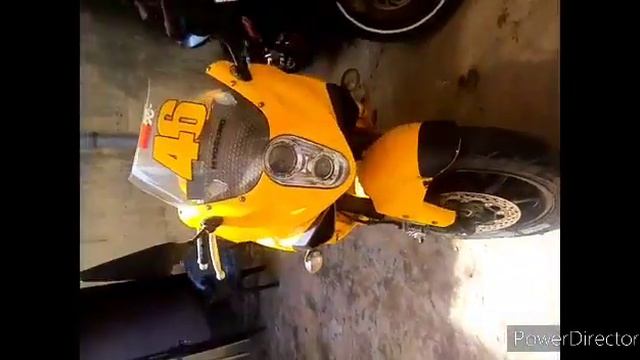 Hyosung Signature Edition GT250R LE (Limited Edition) смотреть онлайн