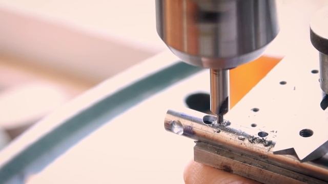 Ep 14 - Shred - Penultimate Ep - How to Build a Copper Leaf Multi-Scale Kit Guitar смотреть онлайн