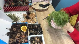 Новогодняя ёлочка из природных материалов. Новогодний декор в эко-стиле.