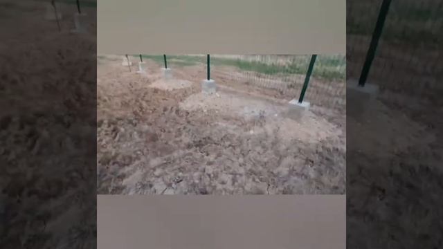 Первая рыбалка в собственном пруду. Кормушка для рыбы. Ловлю карпа. смотреть онлайн