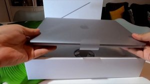 Unboxing Apple Macbook Air M1 and Pro