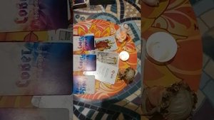 Что вокруг него происходит? ???