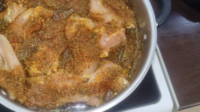 К пиву, делаю мясные джерки/чипсы из курицы в сушарке, из 2кг вышло 800 грамм итогового продукта смотреть онлайн