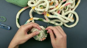 Плетеная корзинка из веревок своими руками