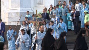 Патриарх Кирилл совершил утреню с чином Погребения Пресвятой Богородицы