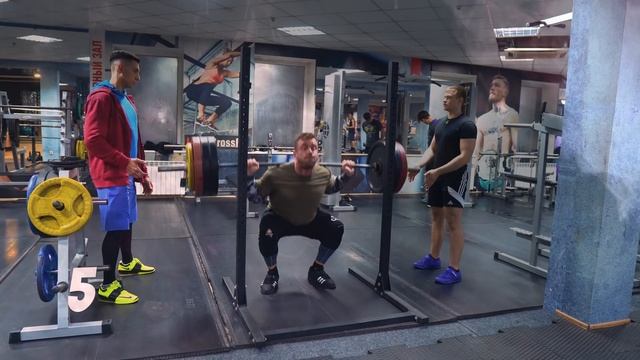 Приседальный эксперимент #3. Глубокий присед 200. Промежуточный итог. смотреть онлайн