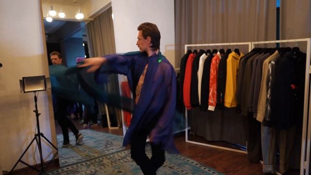 Бэкстейдж короткометражного фильма о проекте #ЖивиПолнойЖизнью. Видео 1. Примерка костюма и грима