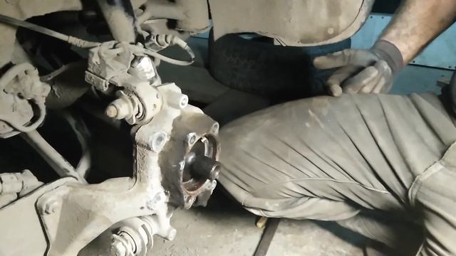 Замена ступицы Тигуан 2.0 TSI