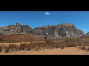 Как обычно ученые будут против, допотопные карьеры на Мадагаскаре