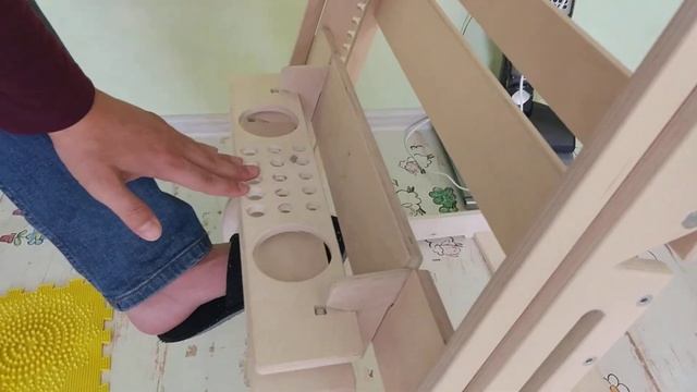 Парта-конторка Эврика для учебы и работы стоя смотреть онлайн