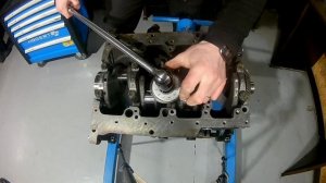 VW T5 T6 2.0 BiTDI CFCA ENGINE REBUILD TIMELAPS