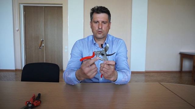 Секаторы Felco 8 и Bahco ERGO смотреть онлайн