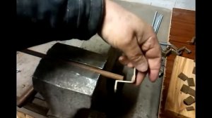 Самодельная струбцина для склейки рамок и шкатулок