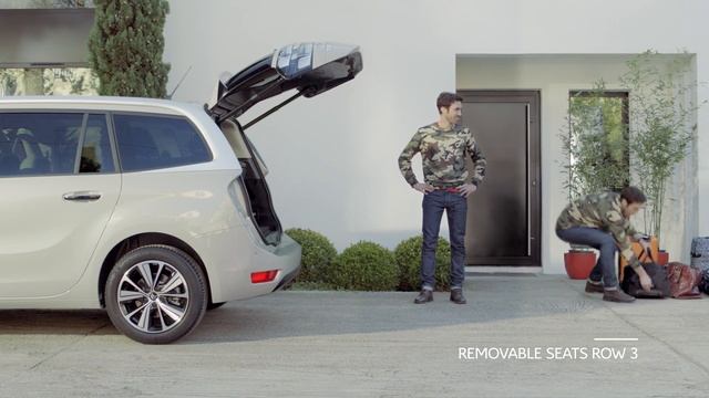 2016 Citroen C4 Picasso facelift - Hands-Free Opening Tailgate смотреть онлайн