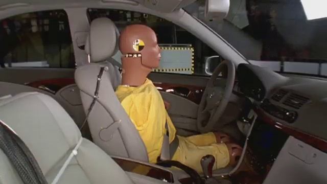 2007 Mercedes-Benz E-Class side IIHS crash test смотреть онлайн