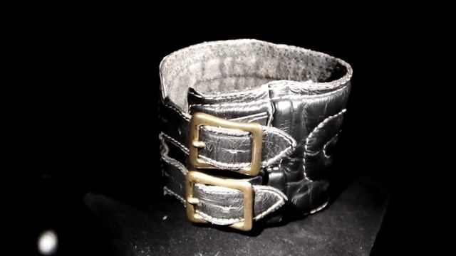 ELVIS PRESLEY's Most Famous WARDROBE & Memorabilia at GRACELAND! смотреть онлайн