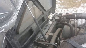 Нива   Установка амортизатора капота своими руками