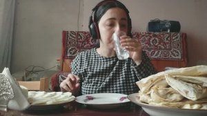 Ленивые Кутабы-- конвертики с мясом ?? и мацони ?