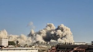 Израильская армия осуществляет подрыв развалин нескольких зданий в секторе Газа.