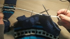 Кофта спицами на 1-2 годика. 2 часть.