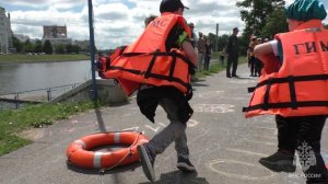 О правилах безопасности на водоемах юным орловцам рассказали инспекторы ГИМС и спасатели