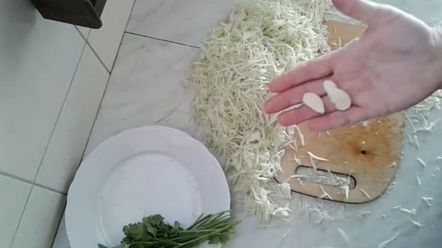Очень просто и быстро.Гречка с капустой.