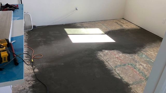 Стройка или Траки?  Работа в США. Моя работа до мувинга! Зарплата на стройке $25! Доставка грузов!