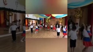 Танец ко Дню России