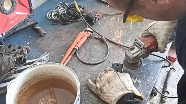 Замена стоек FSO на Kayaba на Daewoo Lanos. смотреть онлайн