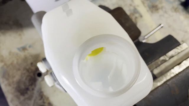 3rd Gen Toyota 4Runner SR5 brake master cylinder bench bleed, ABS delete coming soon #3rdgen4runner смотреть онлайн