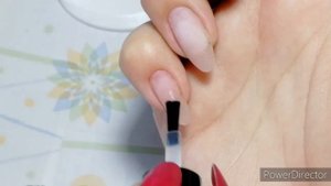 Наращивание на верхние формы на самой себе. Дизайн к 9 мая с фольгой.